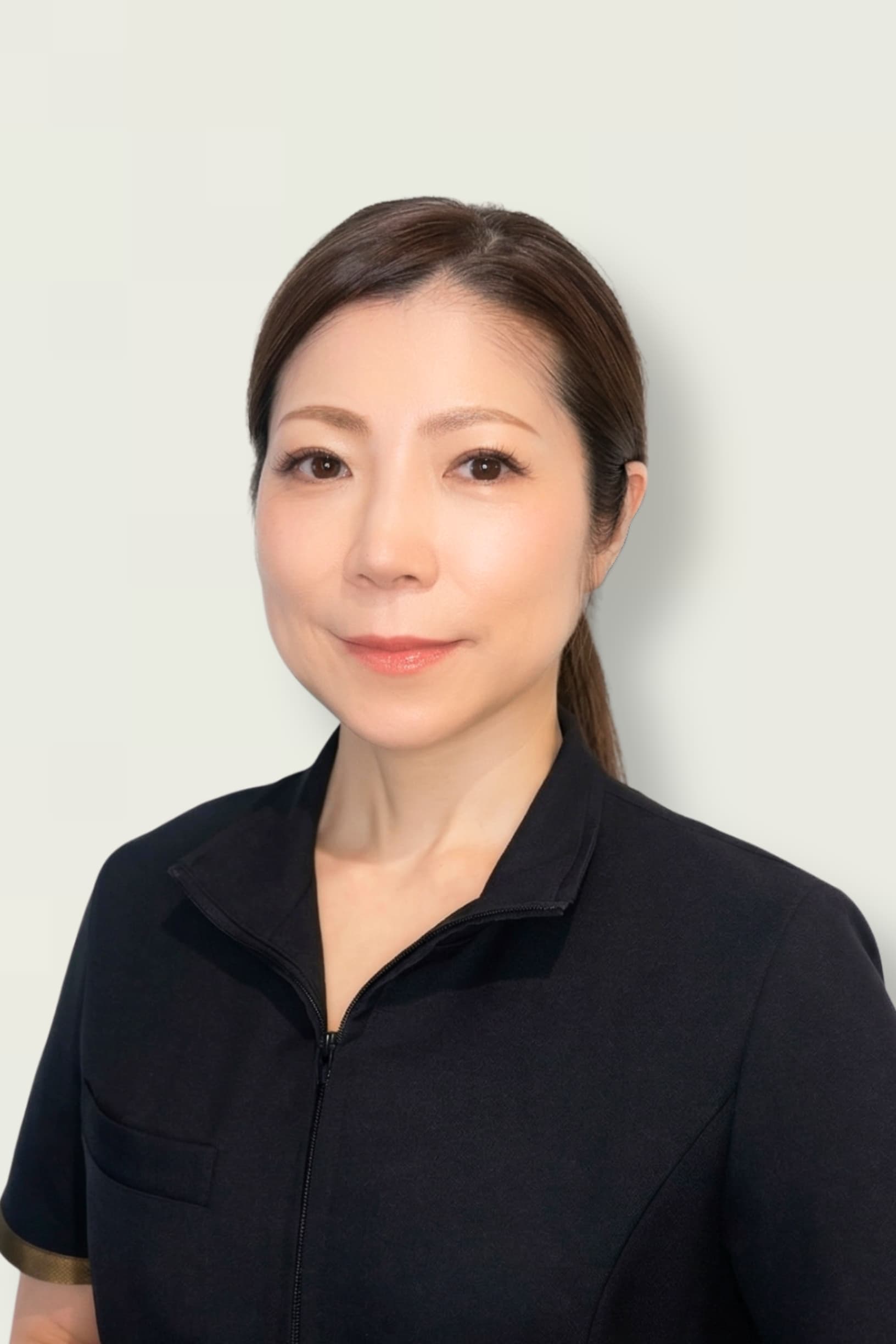 小顔矯正士 宮坂